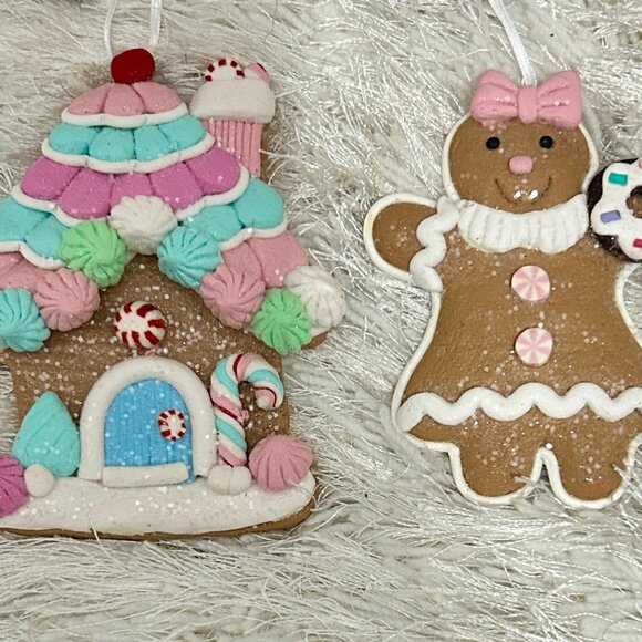 Christmas Ginger Bread House and Cookie with Doughnut Ornament Set (New) - Picture 1 of 3